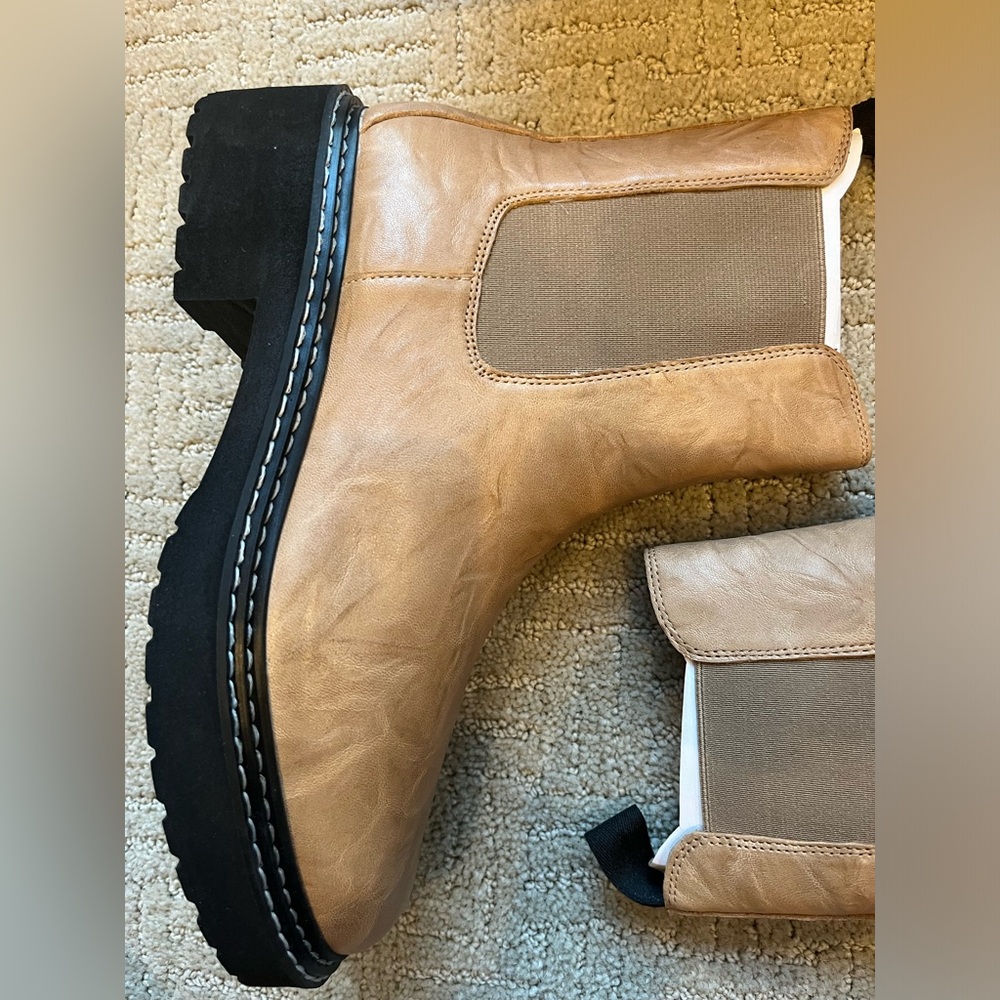Lisa Vicky Chelsea Boot - Picture 6 of 9